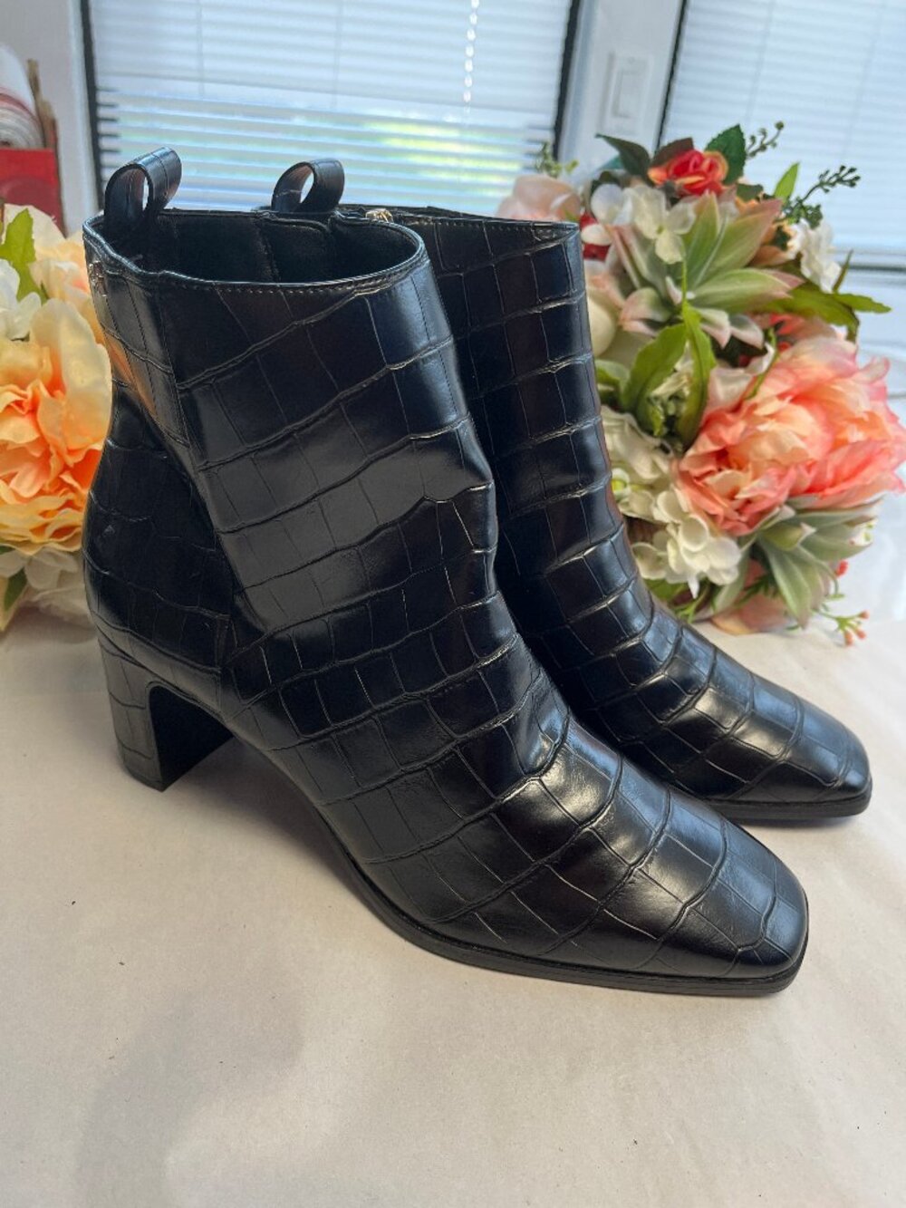 Calvin Klein Deni Croc Embossed Ankle Booties Black Women’s 10M Square Toe Zip